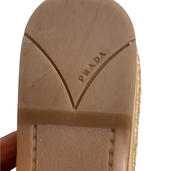 PRADA Platform Cork Wedge
Navy Blue Patent Leather
Sandals Sz EU 37.5 US 7.5 - Picture 13 of 15